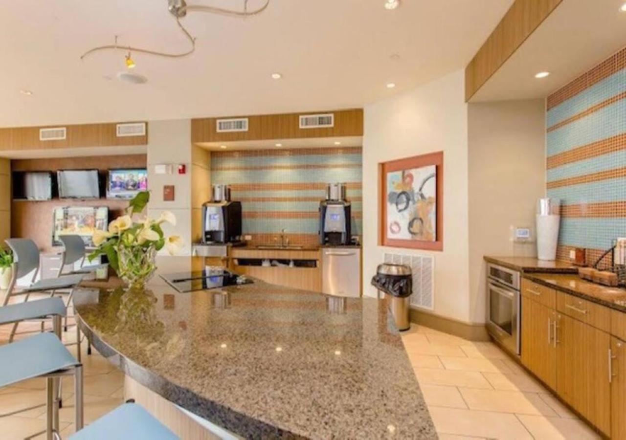 Inviting 2Br - Gym, Pool, Biz Center & Free Parking! Walk 2 Nrg Stadium! Near Med Ctr, Galleria, & Rice Village Houston Exterior photo